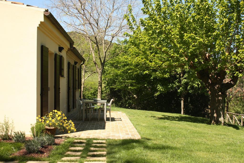 Agriturismo La Barca Nel Bosco Rosciano (Marche) Exterior foto